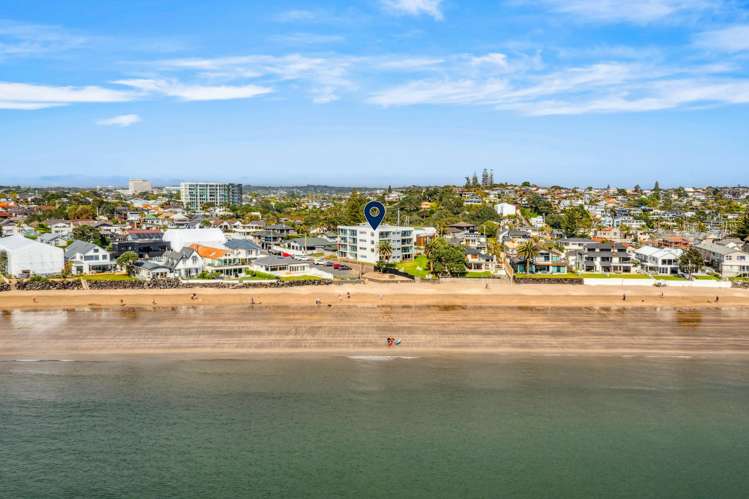 13/64 Milford Road Milford_18