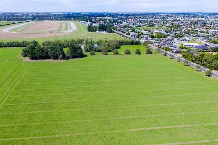 108 Racecourse Road Allenton_3