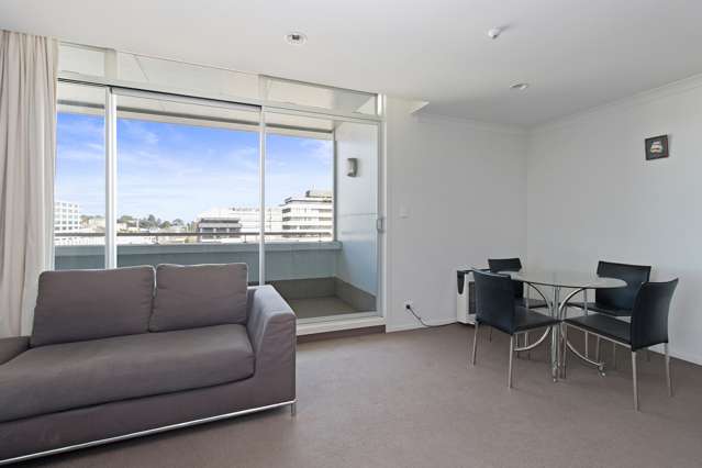 65/312 Victoria Street Hamilton Central_2