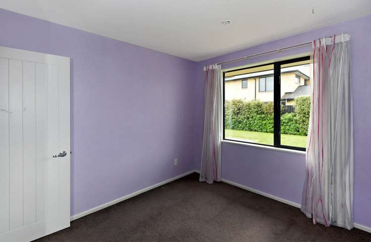 14 Kingsbridge Drive Burwood_11