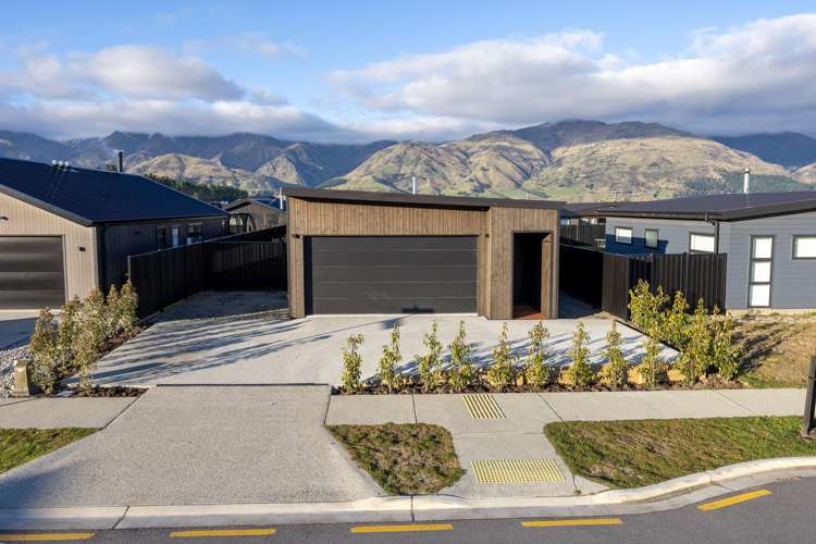 21 Dunn Street Lake Hawea_23