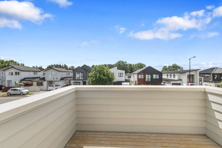64 Craigs Way Hobsonville_7