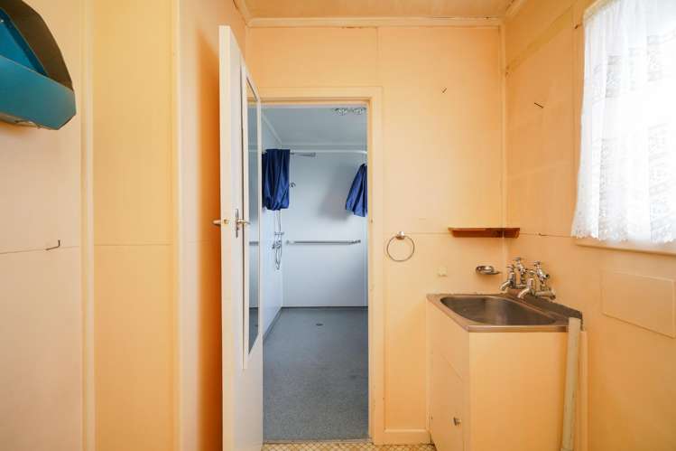 256 Conyers Street Strathern_14