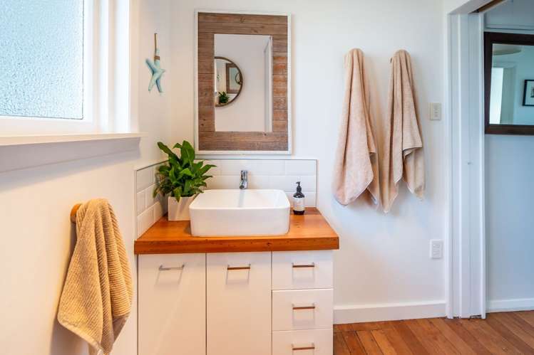 61 Eastern Terrace Beckenham_10