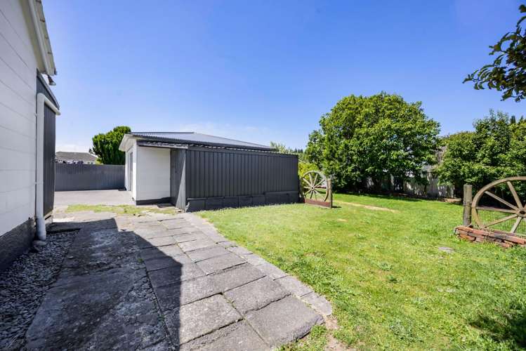 2 Gladstone Street Hawera_18