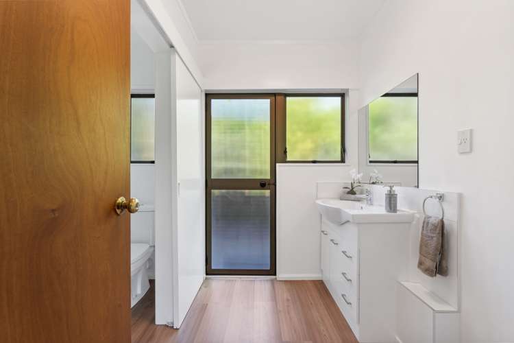 1/134 Norman Lesser Drive Saint Johns_18