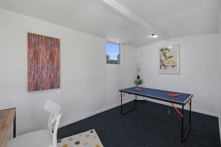 7 Damian Way Weymouth_16