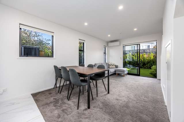 11/10 Fathom Place Te Atatu Peninsula_4