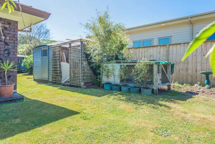 2/1a Clark Road Pahurehure_3