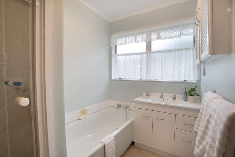 4 Tralee Place Johnsonville_17