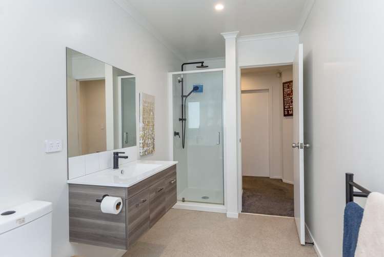 4 Devon Lane Carterton_15