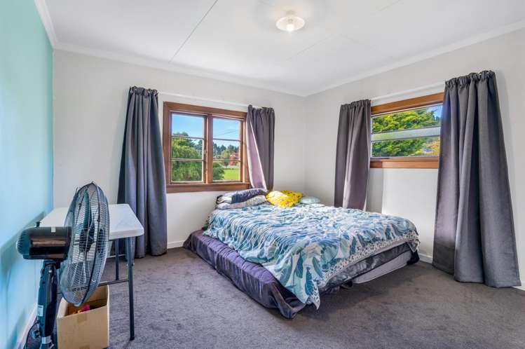 12 McCaughan Street Browns_5