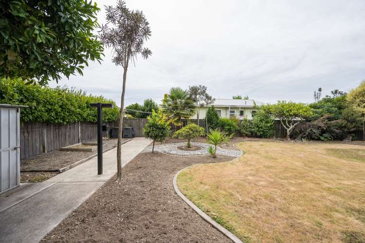 32 Leicester Street Stoke_16