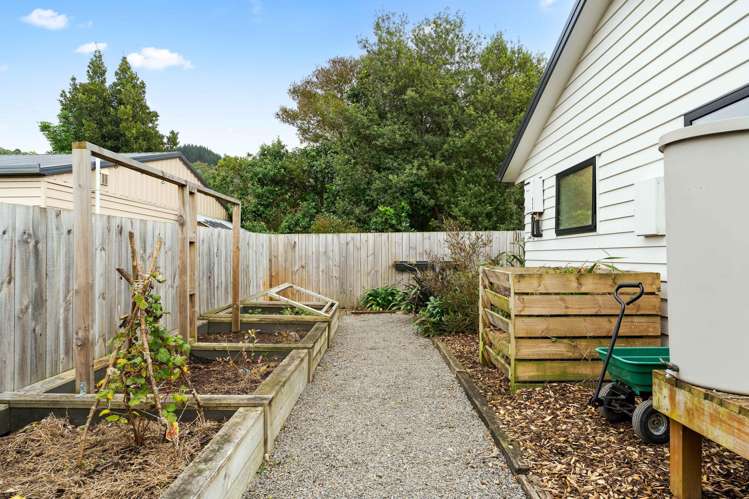 3 Huia Way Featherston_22