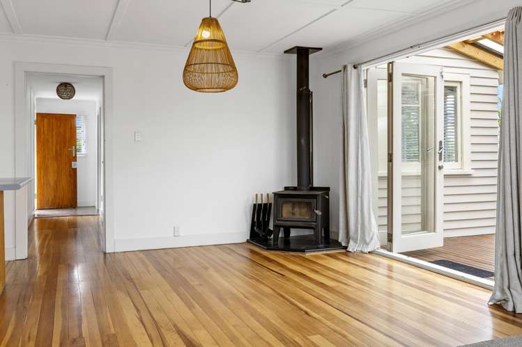 19 Waitahanui Avenue Taupo_3