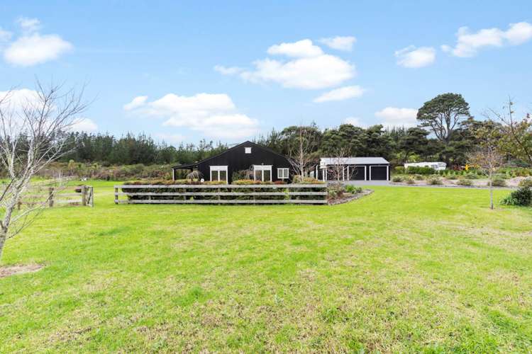 243 Waitakere Road Taupaki_19