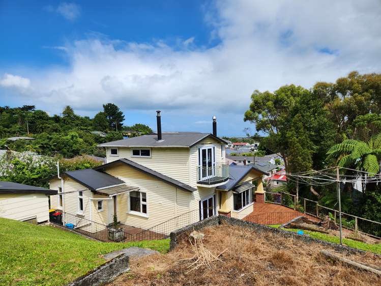 56 Spring Street Greymouth_23