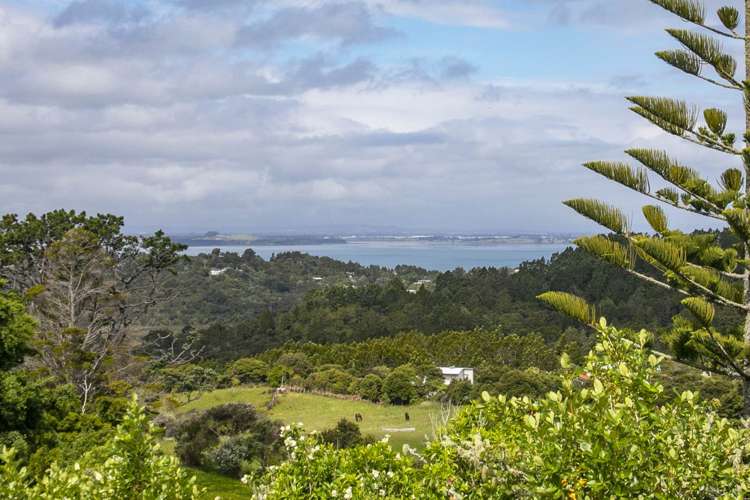 450 Huia Road Laingholm_1