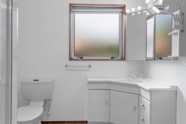 844 Oxford Road Fernside_15