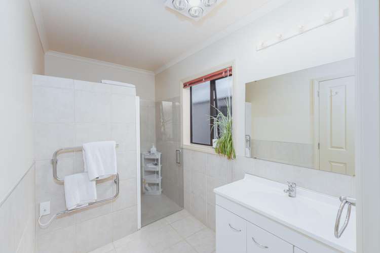 73 St James Drive Huntington_10