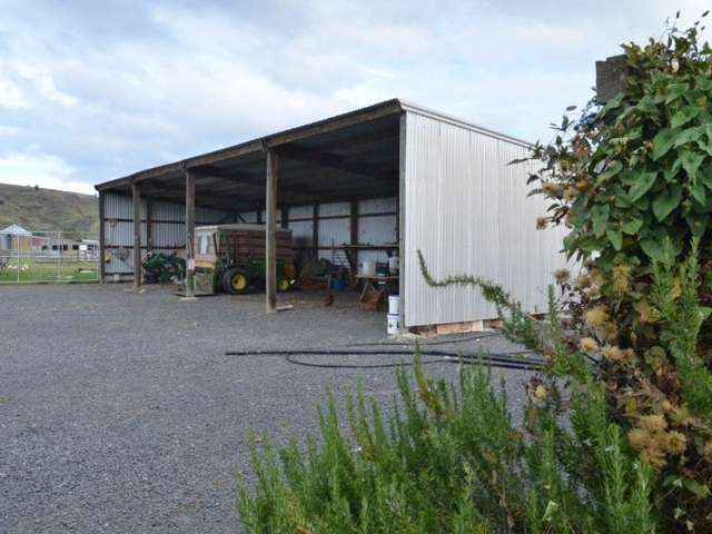 461 Centre Road Momona_1