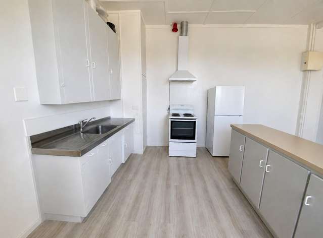 1/306 Gladstone Road Gisborne_2