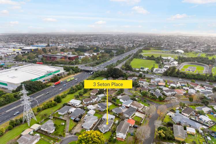 3 Seton Place Clover Park_16