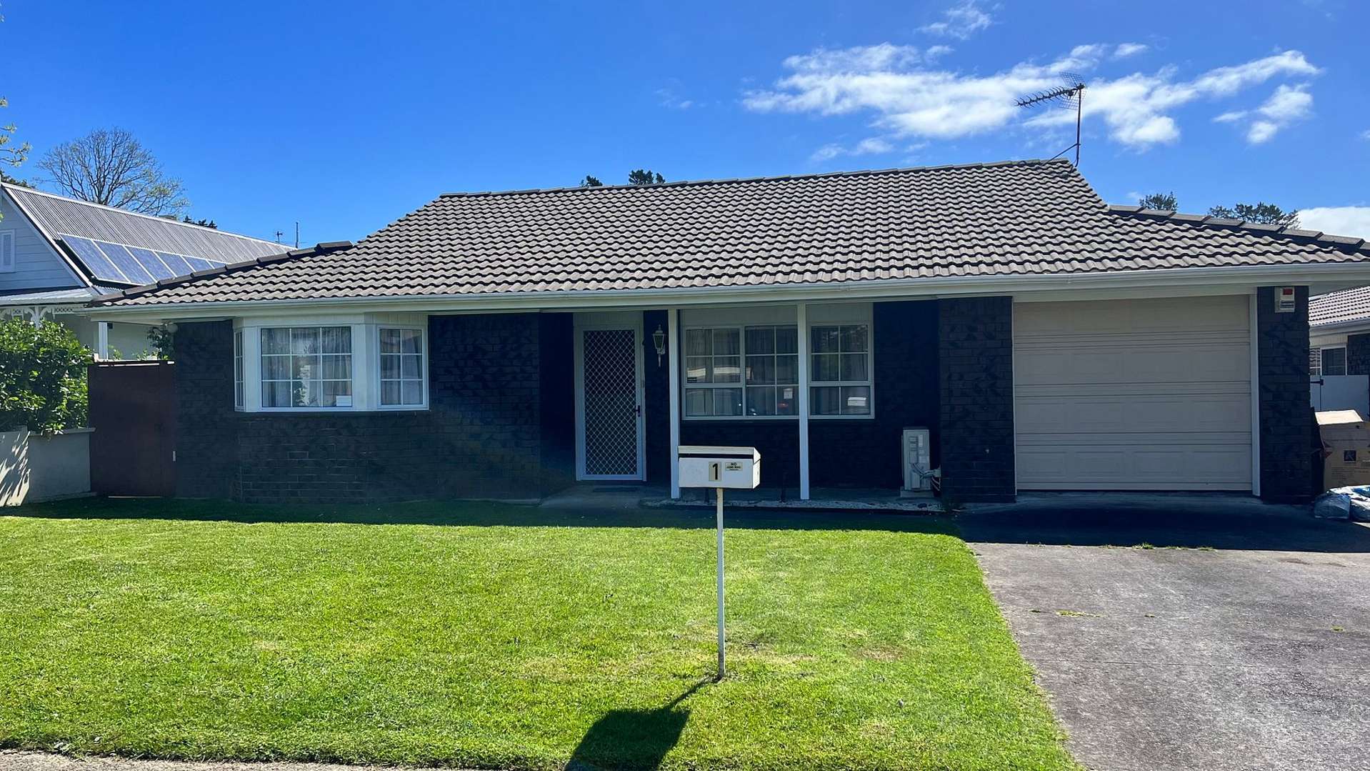 1 Culdaff Place Mount Roskill_0