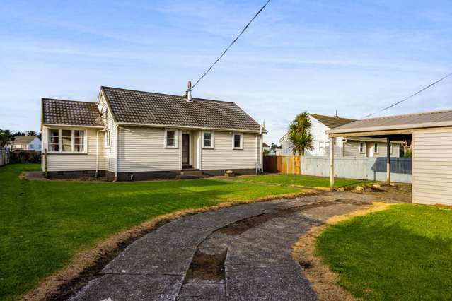 14 Egmont Street Patea_1