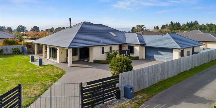 14 Ellington Mews Rolleston_1