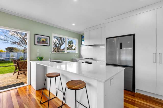 816 Clive Street Akina_1