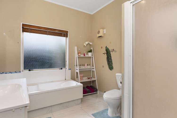 55a Matua Road Matua_13