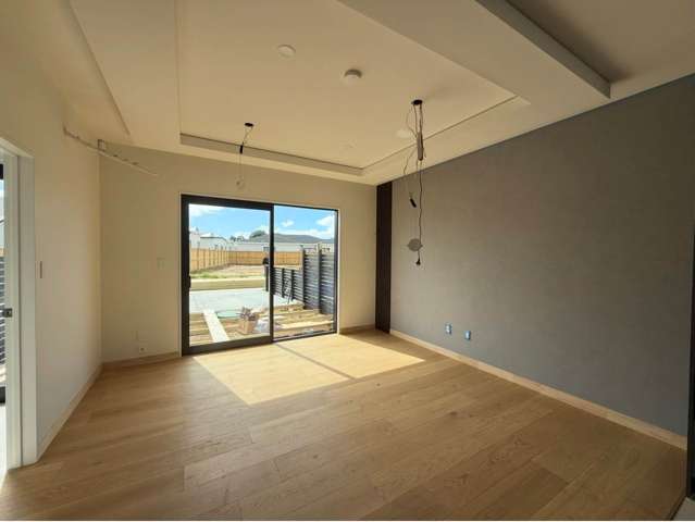 Unit 5/89 Otuwairoa Esplanade Papakura_2