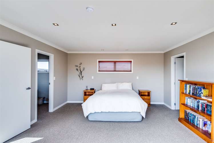 3 The Esplanade Westshore_15