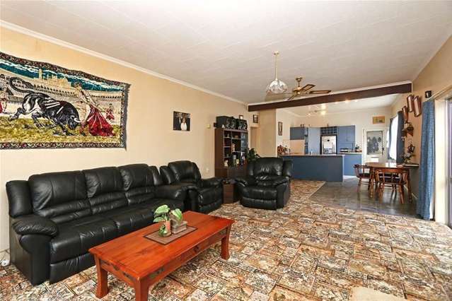 9 Manu Road Okaiawa_3