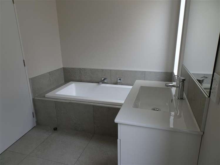 2/186 Worcester Street 1419_9