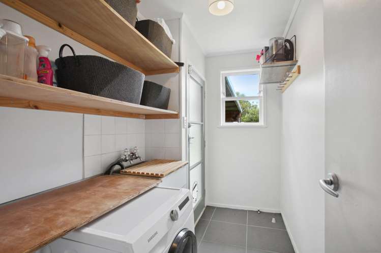 47 Universal Drive Henderson_16