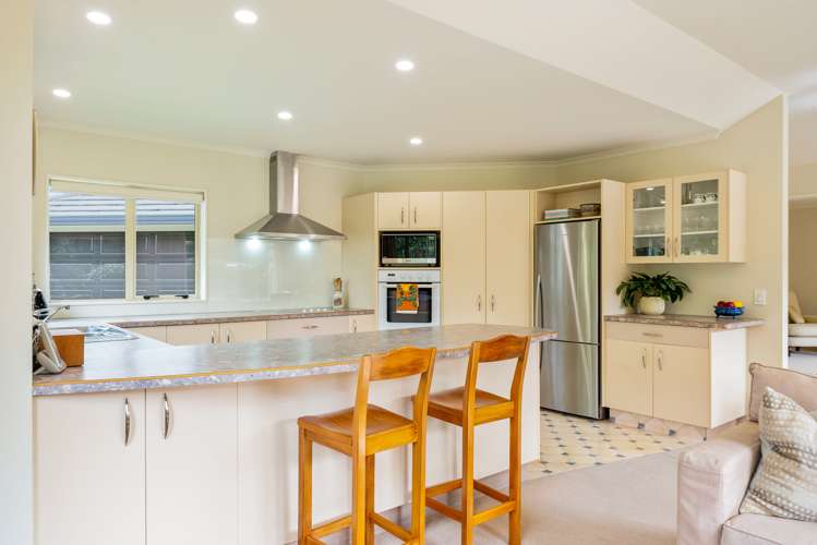 4 Cherry Bay Waikanae_11