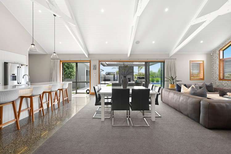 38 Baxter Michael Crescent Cambridge_13