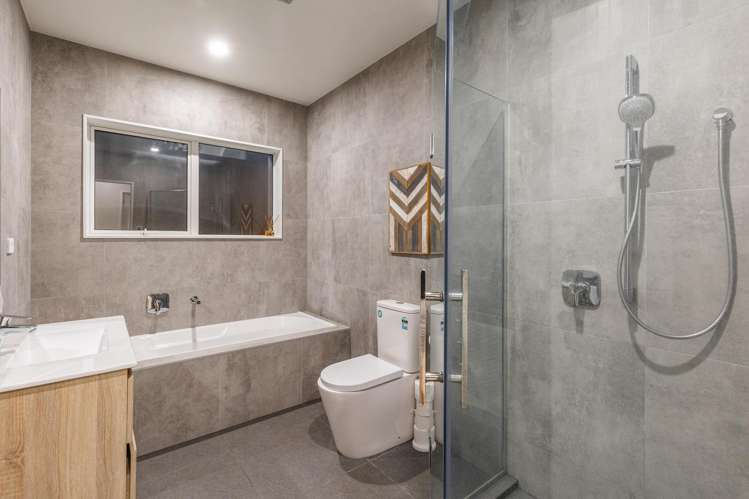 8 Konoba Ave Kumeu_18