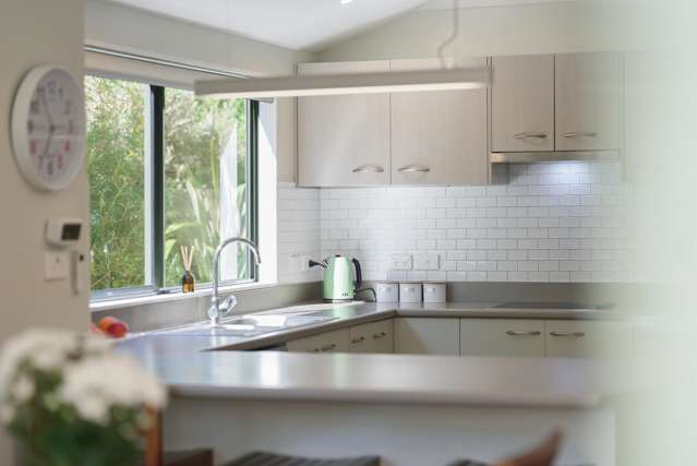 3 Leanne Way Waikanae Beach_2