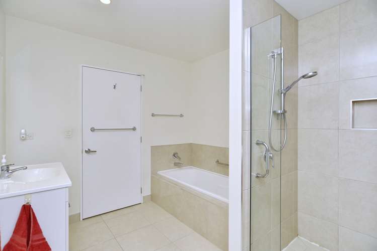 15 Chedworth Avenue Bishopdale_12