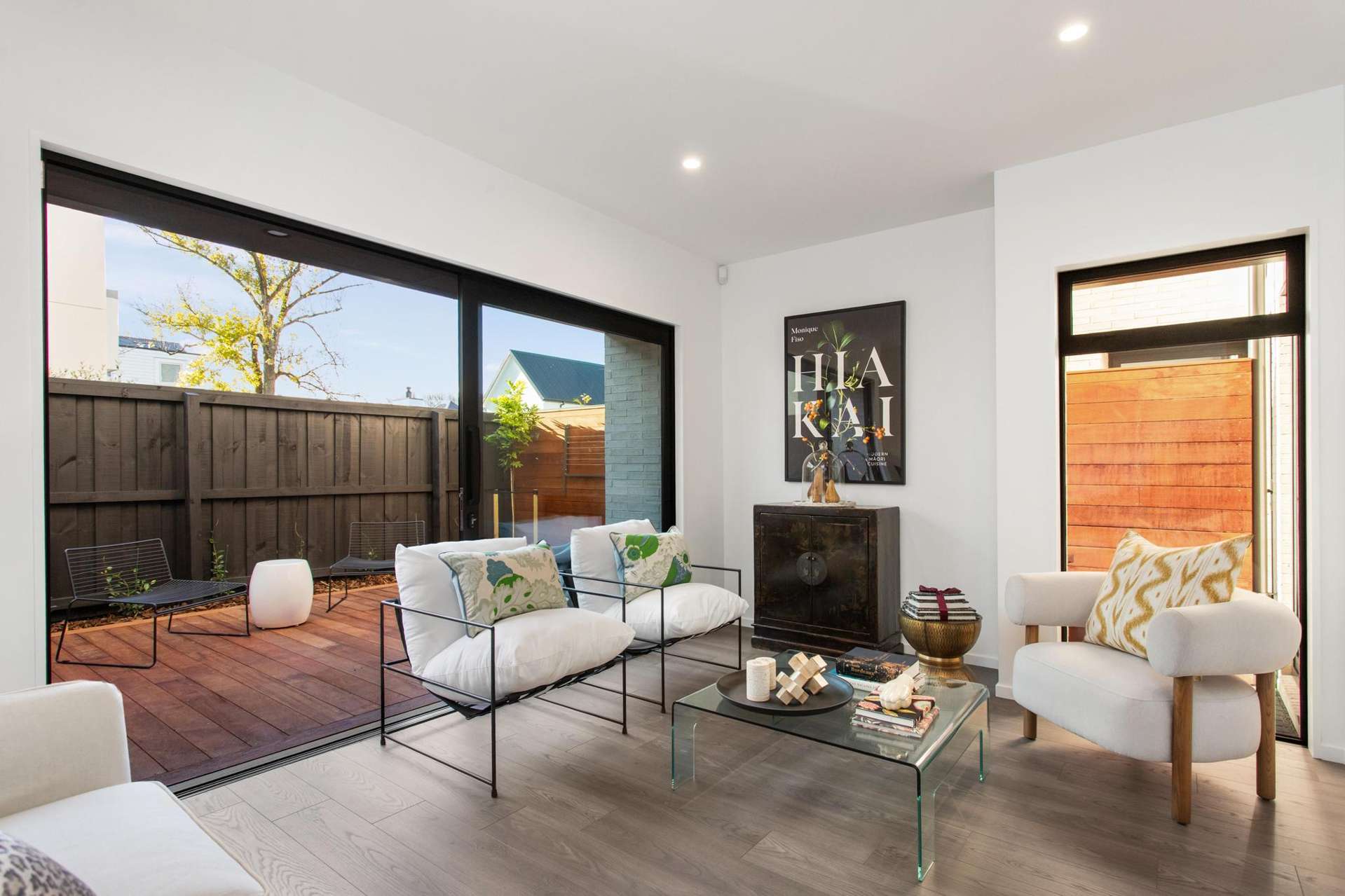 6/44 Winchester Street Merivale_0