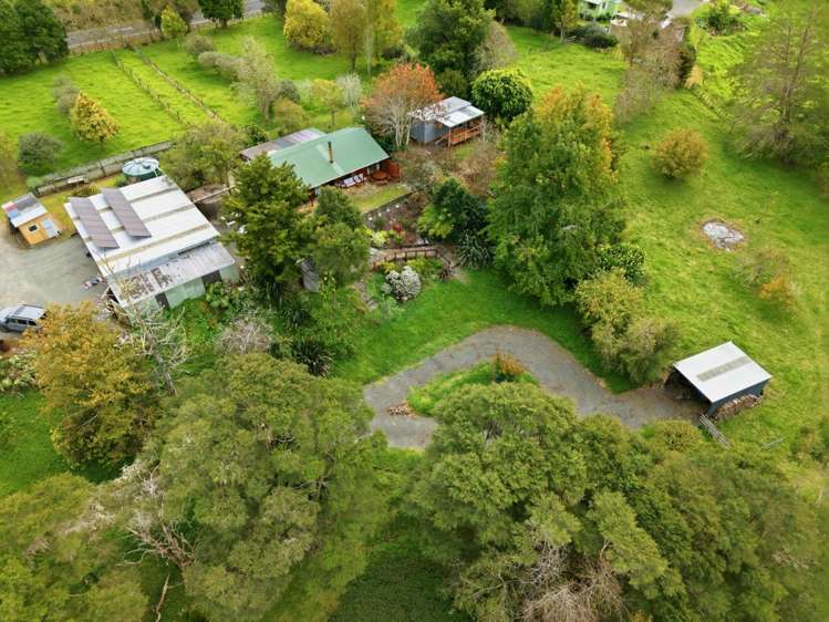 669 Takahue Road Takahue_35
