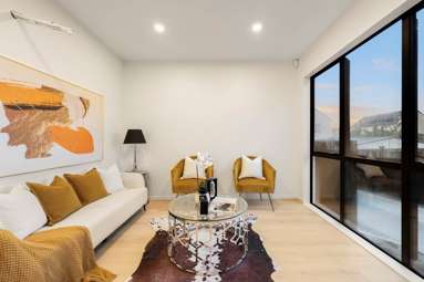 Lot 1/24 Elstree Avenue_1