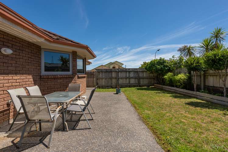 6 Black Pine Road Woodridge_5