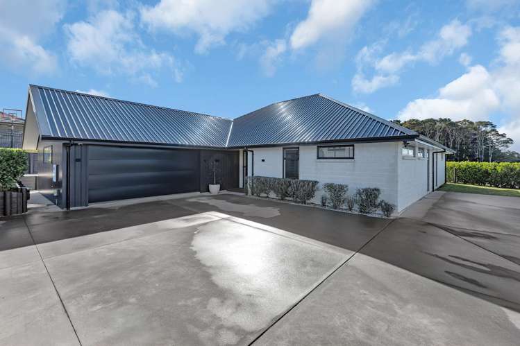 10 Sumner Place Te Kamo_37