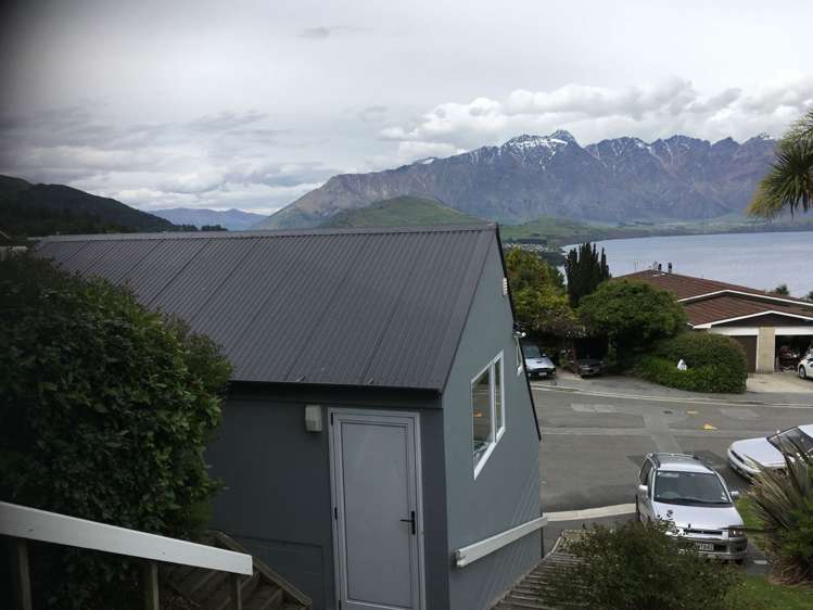 32a Avalon Crescent Avalon_0