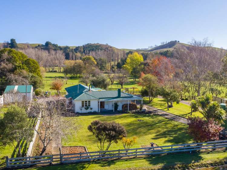 1785 Longbush Road_3