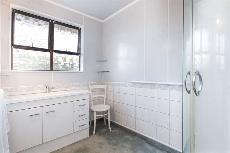 6 Owen Place Springlands_13